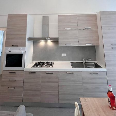 Donna Anna Apartment โปลีญาโนอามาเร ภายนอก รูปภาพ