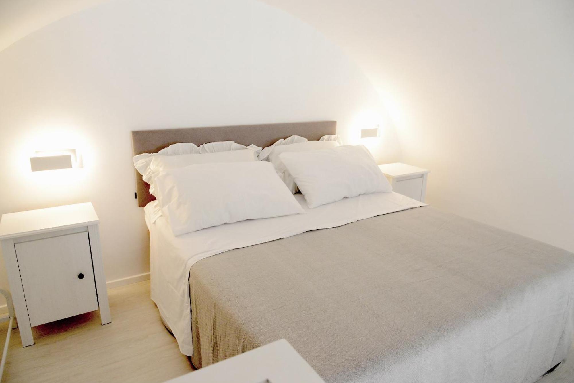 Donna Anna Apartment โปลีญาโนอามาเร ภายนอก รูปภาพ