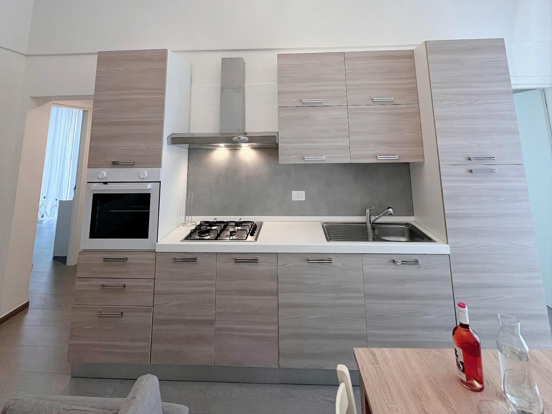 Donna Anna Apartment โปลีญาโนอามาเร ภายนอก รูปภาพ